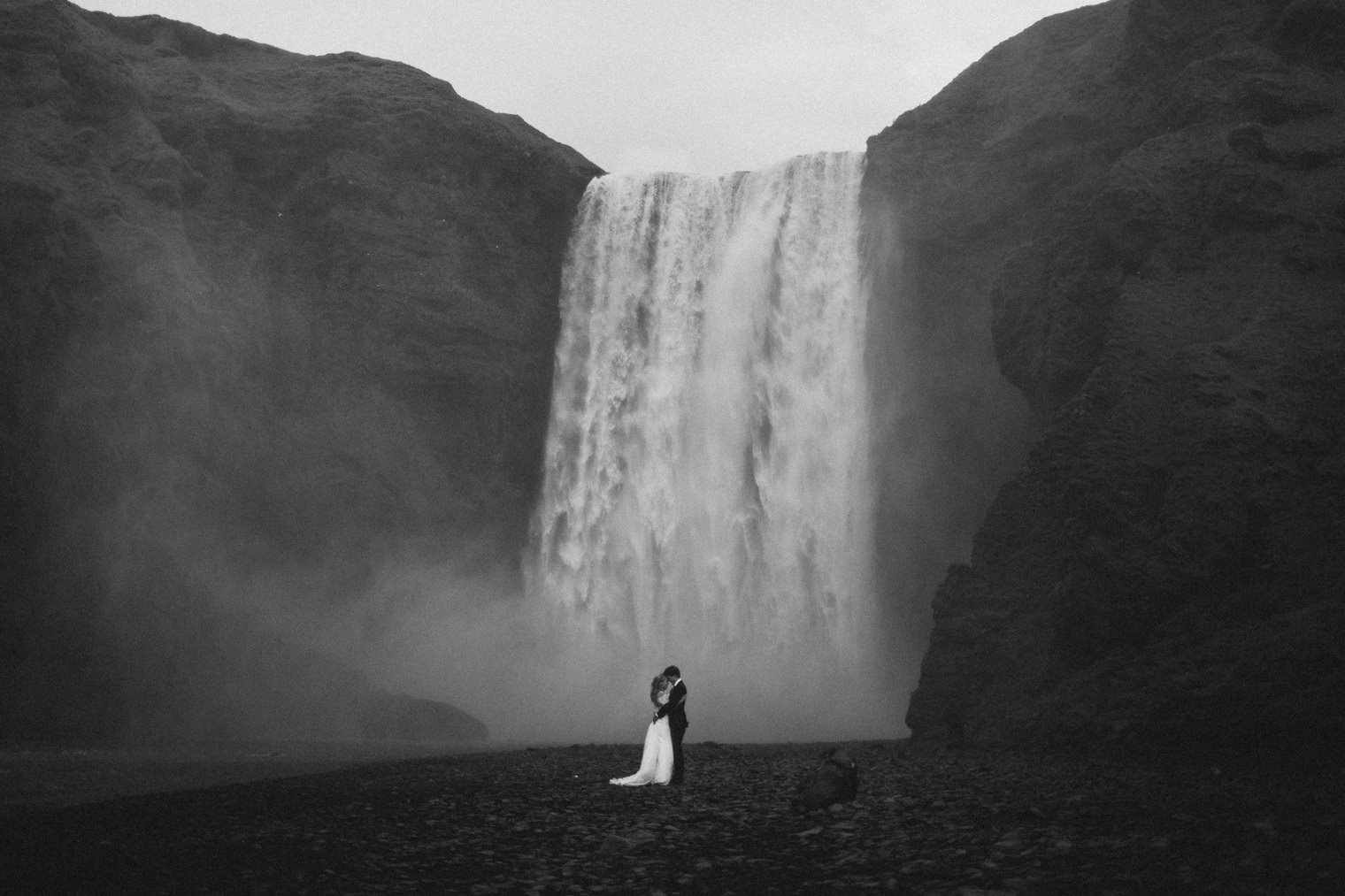 Iceland wedding photographer